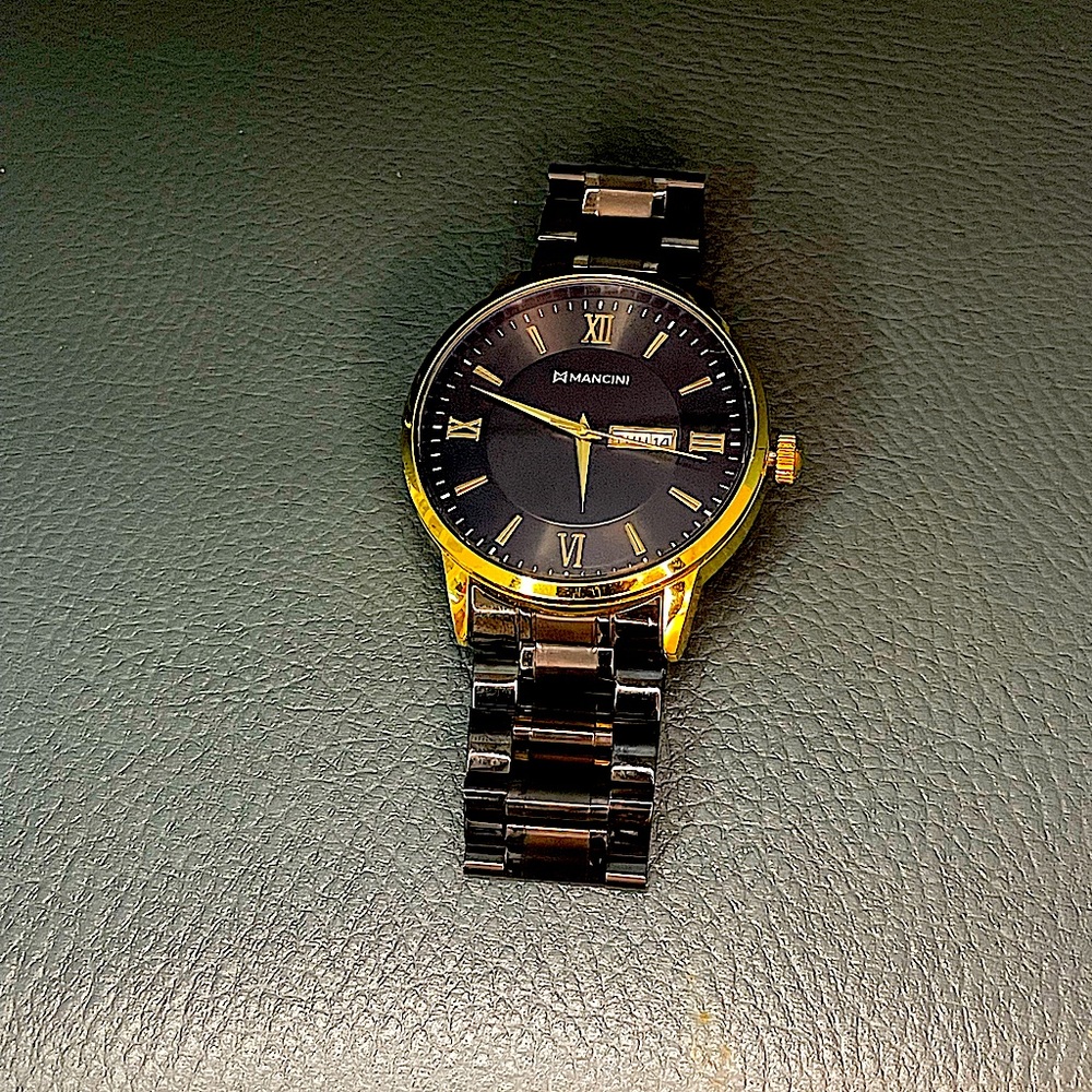 Black and Gold, Mancini Knights Obsidian adjustable size watch.
